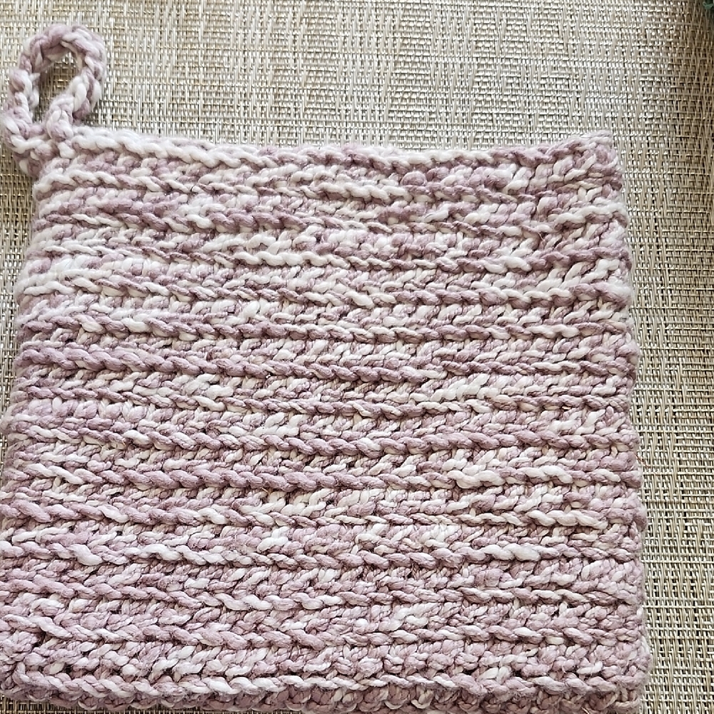 Hand Crafted Lavender and Cream Kitchen Linen Pot Holder/hot Pad 6.5X6"X 1/2"